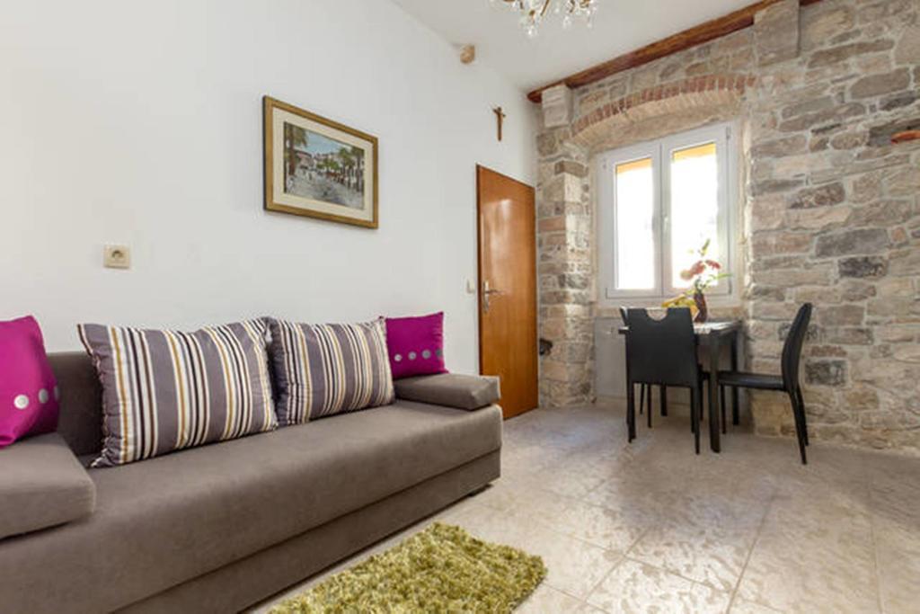 Apartments Emperor Oasis Σπλιτ Εξωτερικό φωτογραφία