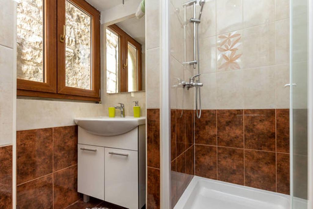 Apartments Emperor Oasis Σπλιτ Εξωτερικό φωτογραφία