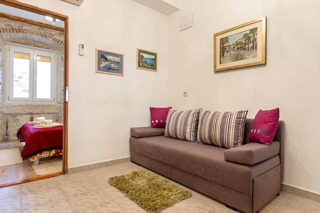 Apartments Emperor Oasis Σπλιτ Εξωτερικό φωτογραφία