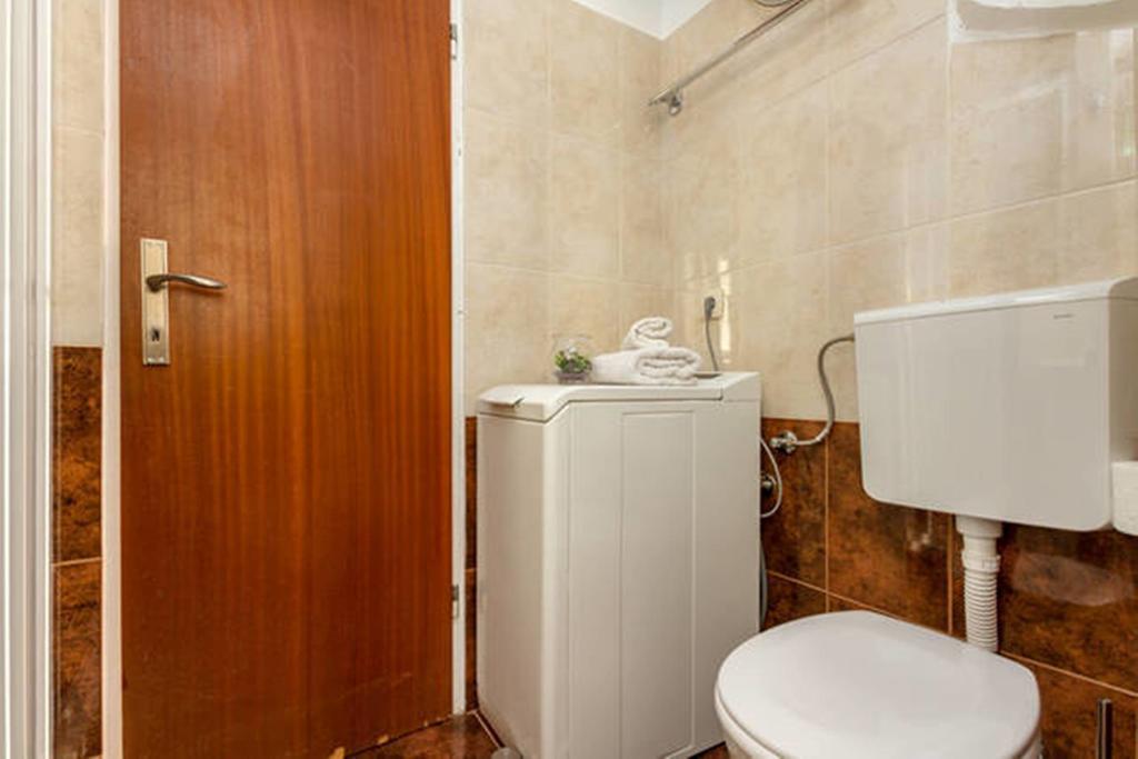Apartments Emperor Oasis Σπλιτ Εξωτερικό φωτογραφία