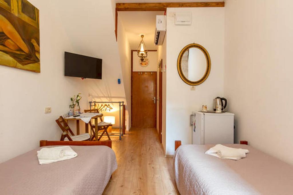 Apartments Emperor Oasis Σπλιτ Εξωτερικό φωτογραφία
