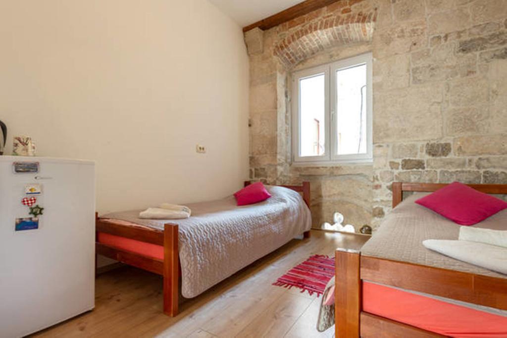 Apartments Emperor Oasis Σπλιτ Εξωτερικό φωτογραφία