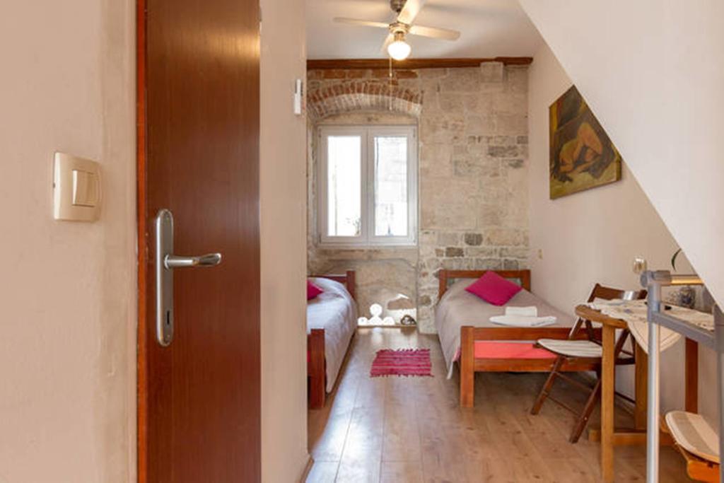 Apartments Emperor Oasis Σπλιτ Εξωτερικό φωτογραφία