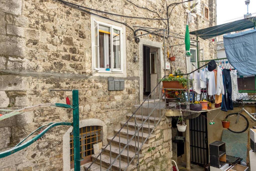Apartments Emperor Oasis Σπλιτ Εξωτερικό φωτογραφία